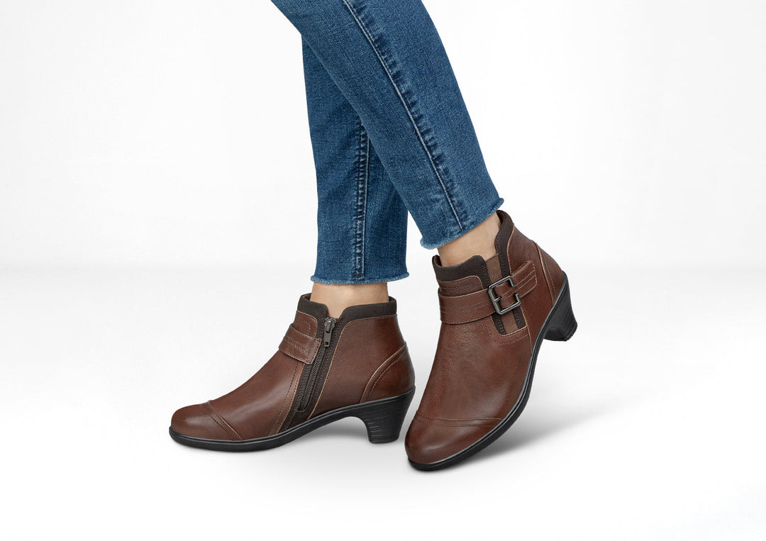 Emma – Une chaleur naturelle en marron élégant