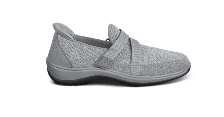Clara - Des chaussons confortables pour des journées sans douleur