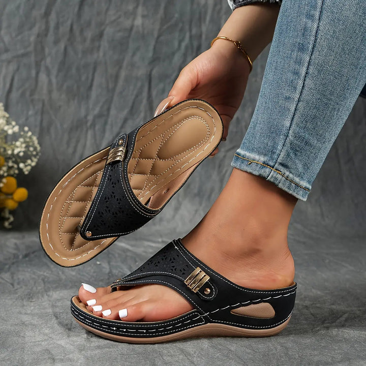 Élodie - Sandales compensées à bride entre les orteils pour femme